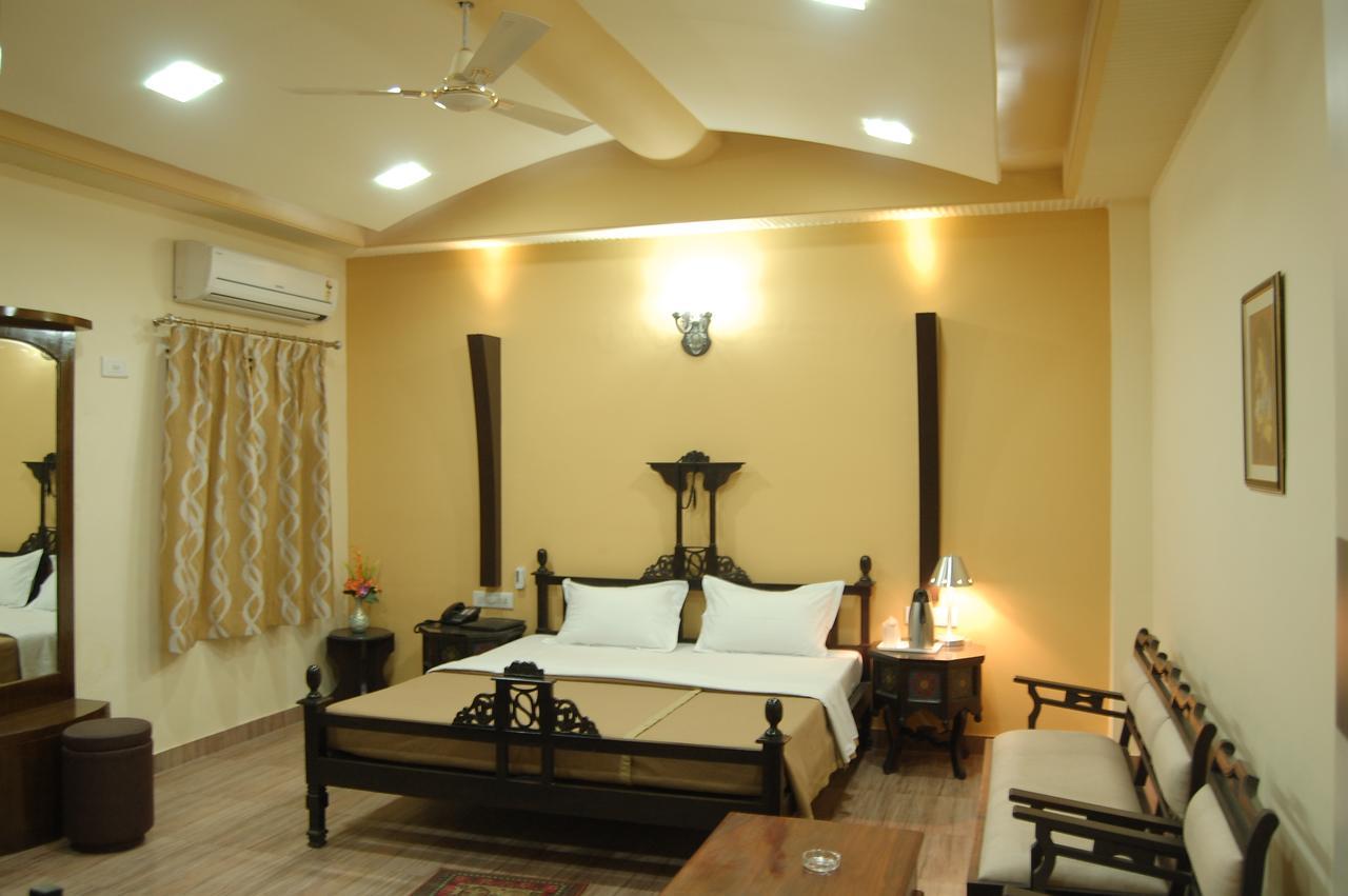Hotel Raj Mahal Bikaner Eksteriør bilde